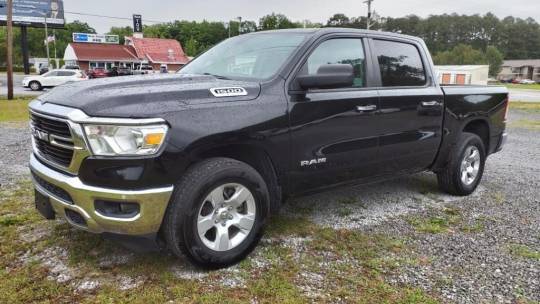 2019 ram 1500 big horn/lone star crew cab 5'7" box 2wd