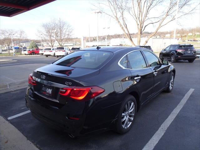 2016 infiniti q70 3.7 awd 4dr sedan