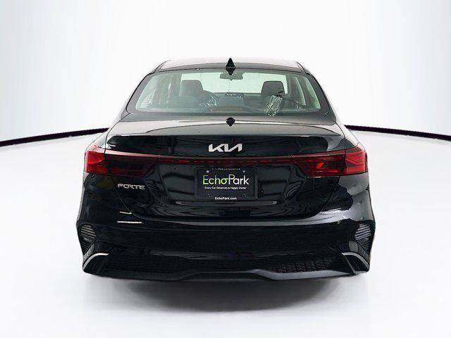 2024 kia forte lxs