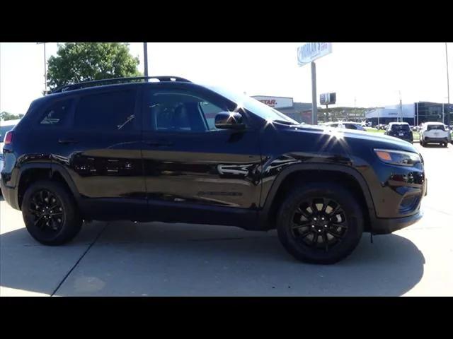 2023 jeep cherokee altitude