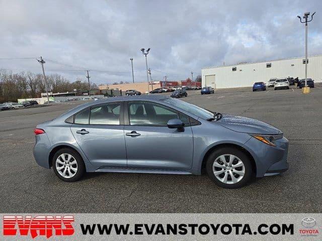 2022 toyota corolla le in fort wayne, indiana
