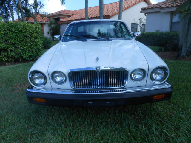 1986 jaguar xj6 4-door sports saloon tudor white with charcoal interior