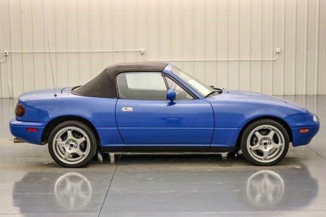 great example of a 29 year old collectible 48k miles new top