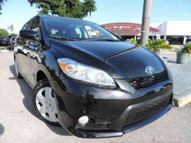 2011 toyota matrix in hollywood, fl