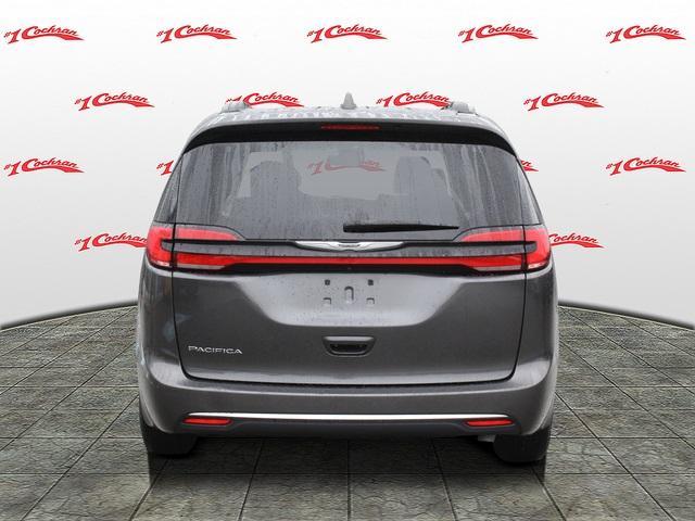 2022 chrysler pacifica touring-l