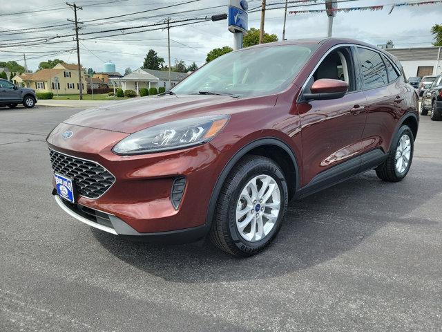 2021 ford escape se