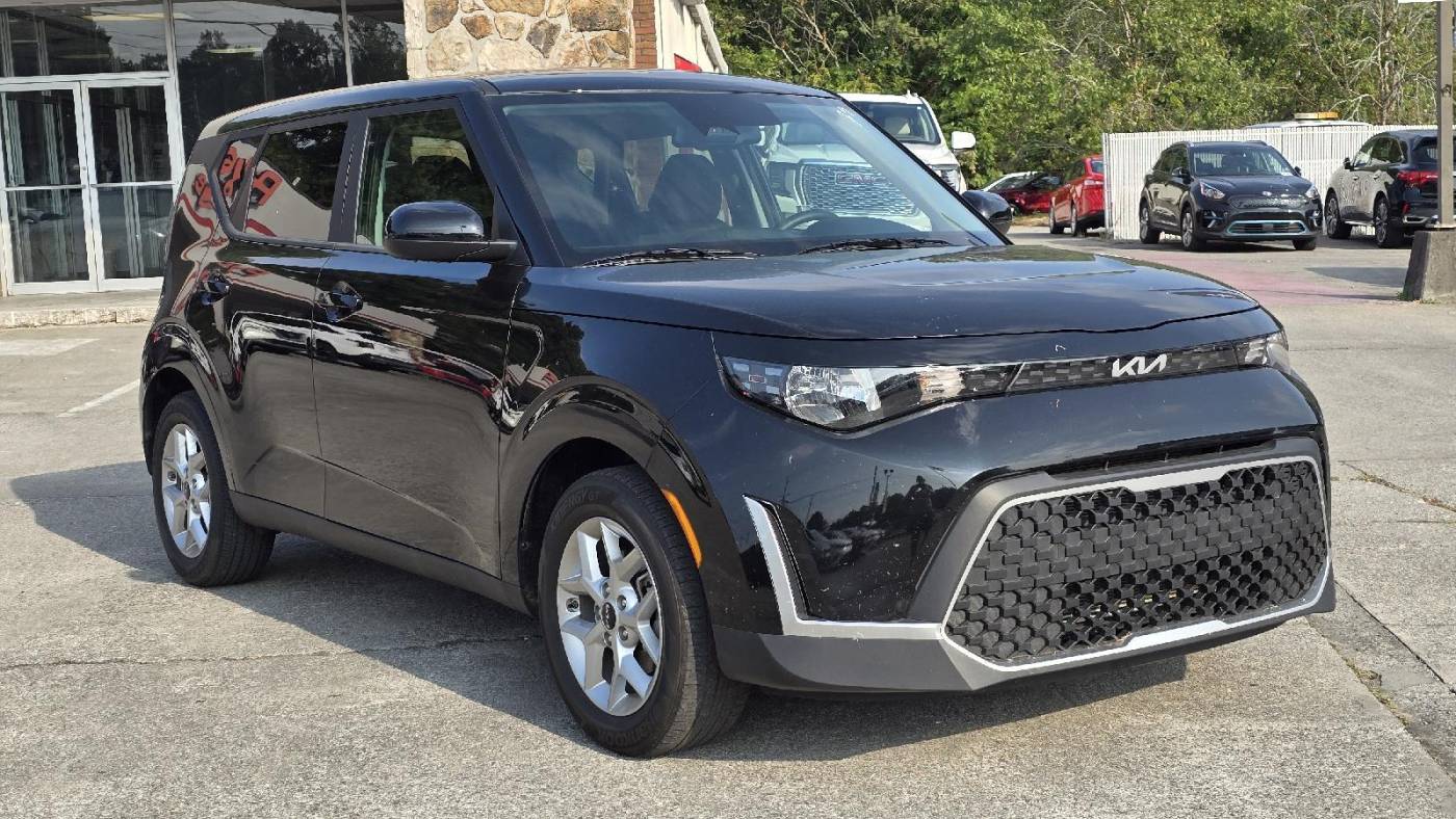 2023 kia soul s