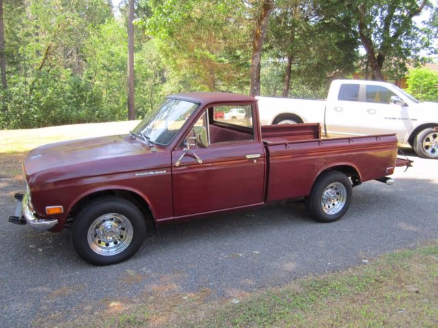 1971 datsun 521 pickup 100% rust-free (like toyota) - must see***
