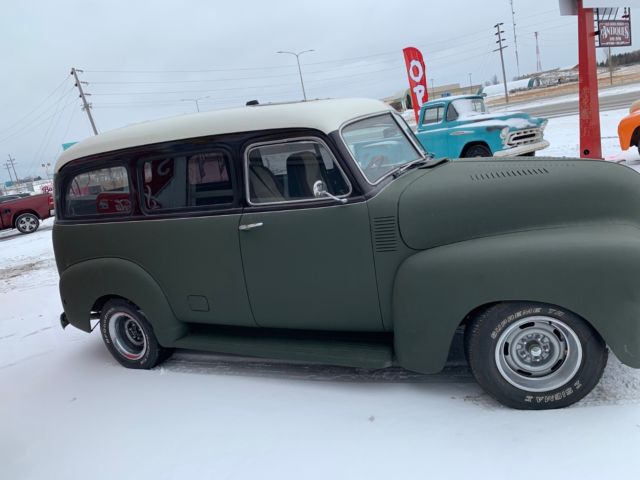 1948 chevrolet suburban hot rod