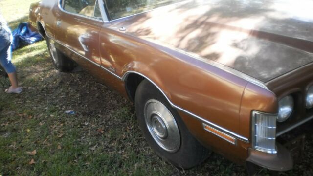 1974 ford thunderbird base 7.0l