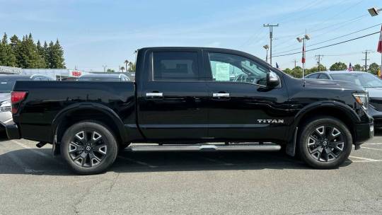 2021 Nissan Titan