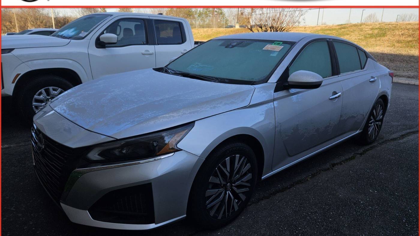 2023 nissan altima 2.5 sv