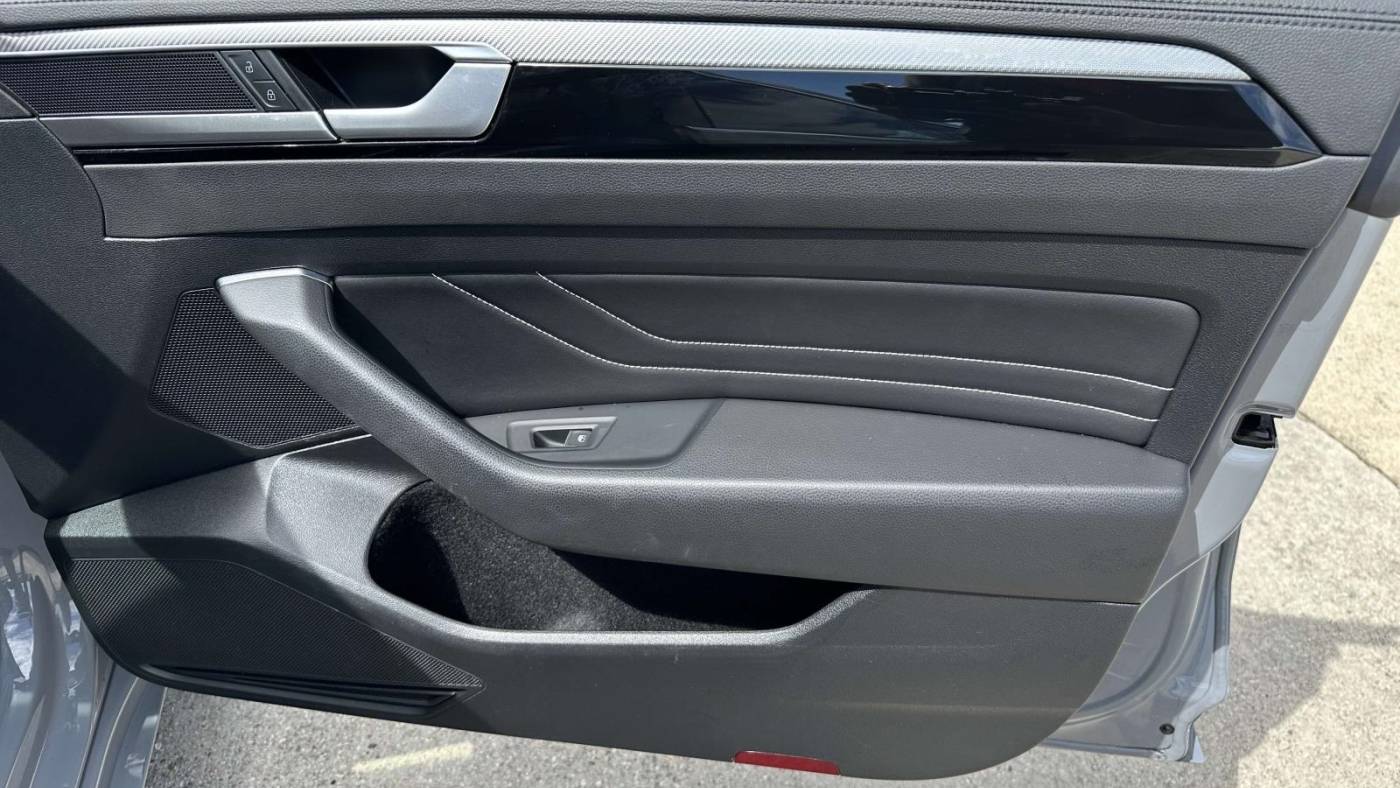 2022 volkswagen arteon se r-line