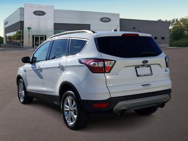 2018 ford escape se