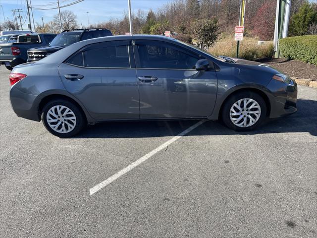 2018 toyota corolla le
