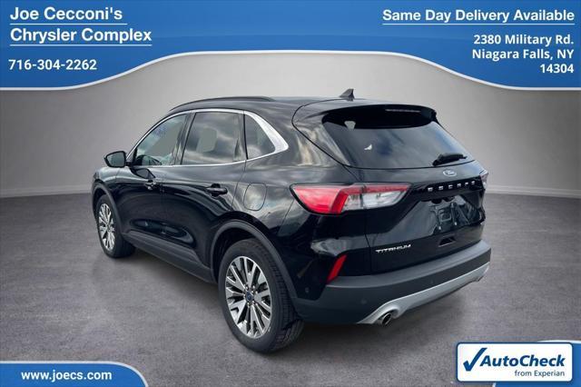 2021 ford escape titanium