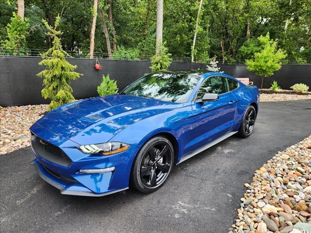 2022 ford mustang ecoboost premium