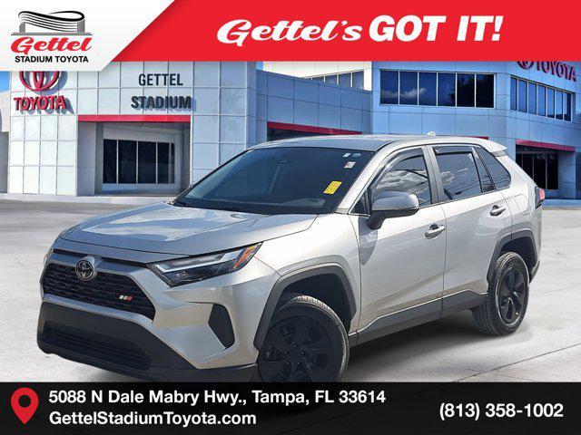 2023 toyota rav4 le