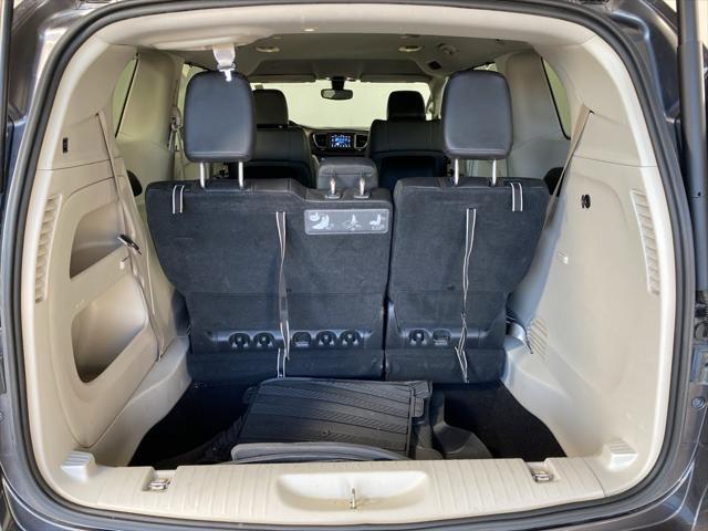 2018 chrysler pacifica touring-l
