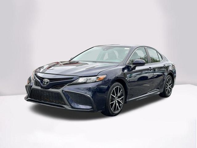 2021 toyota camry se