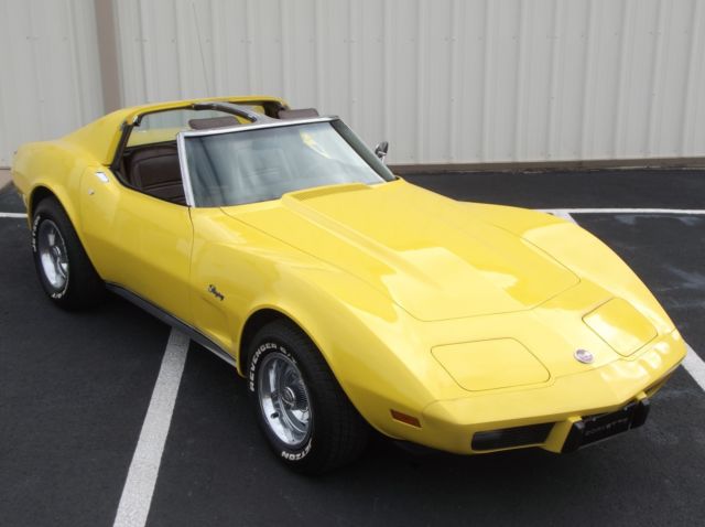 1976 corvette w/42,385 miles, survivor with a/c, pw, ps,pb rare colors