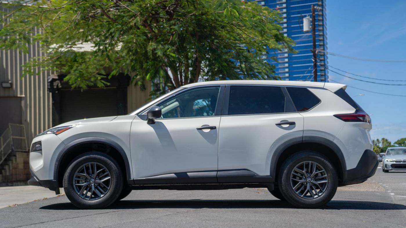 2021 nissan rogue s