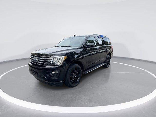 2021 ford expedition xlt