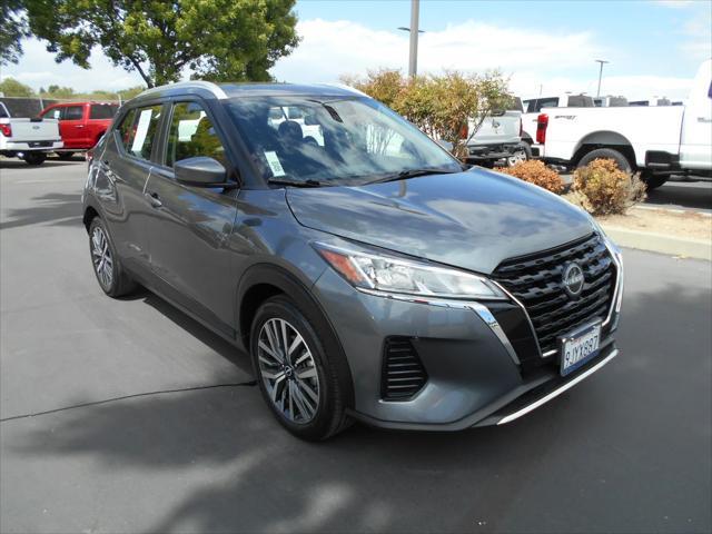 2022 nissan kicks sv