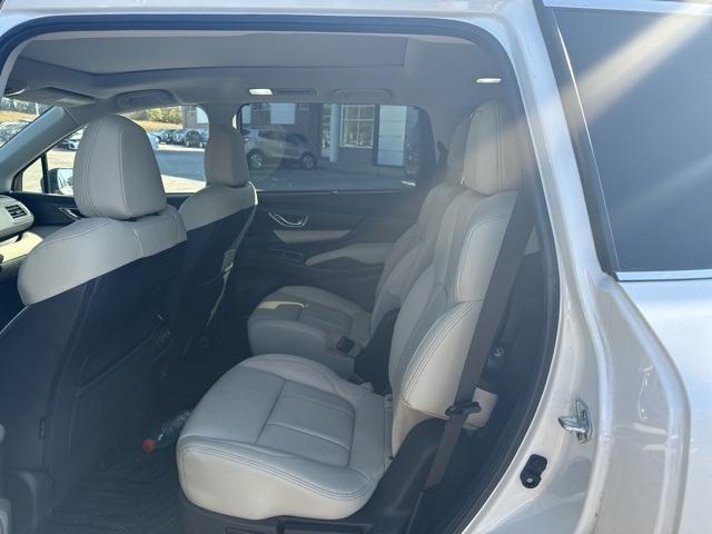 2022 subaru ascent limited 7-passenger