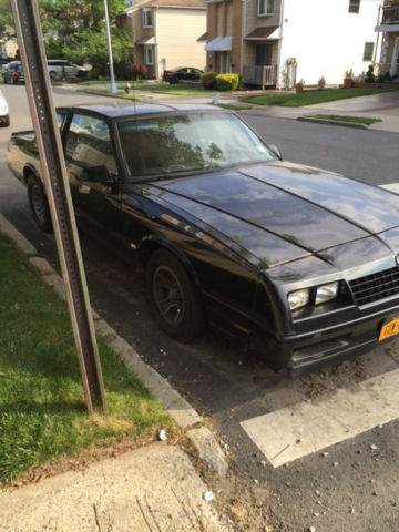 1987 chevy monte carlo ss 350, with t-tops