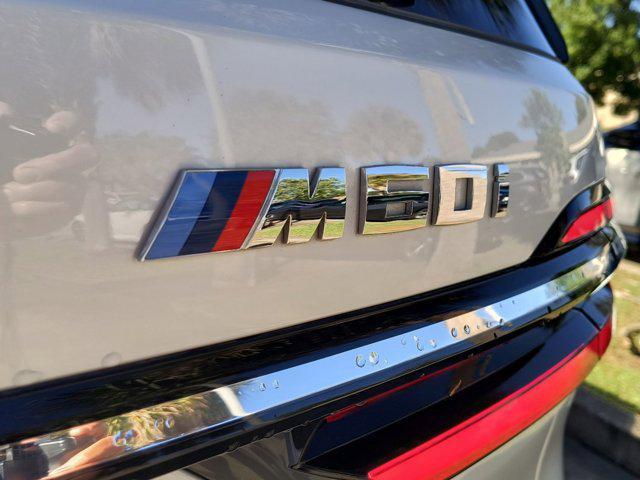 2025 bmw x7 m60i