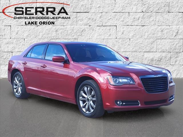 2014 chrysler 300 s