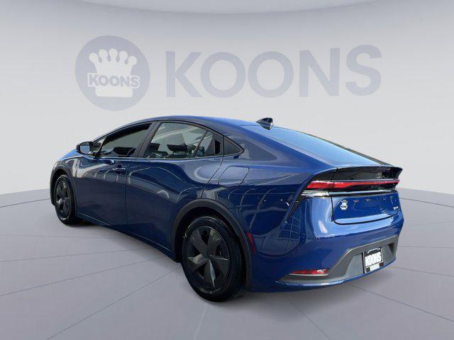 2023 toyota prius le