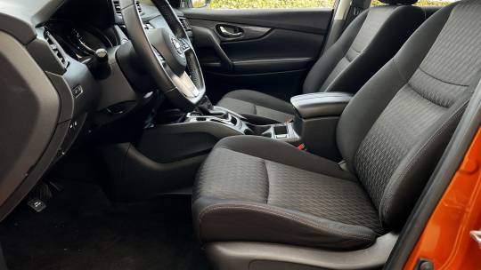 2020 Nissan Rogue