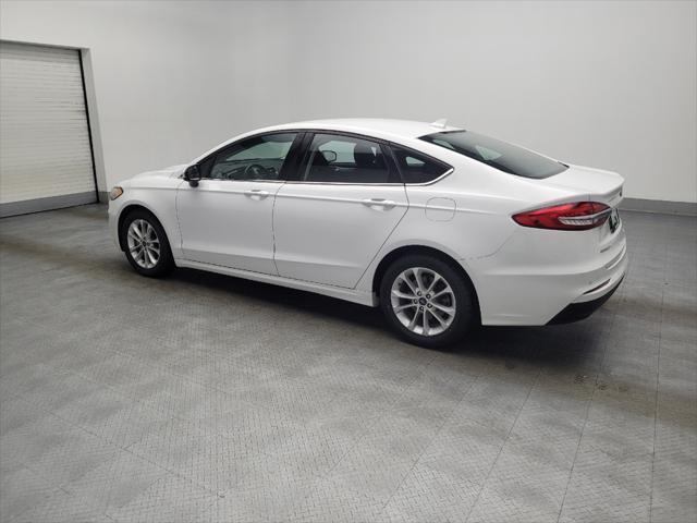 2020 ford fusion se