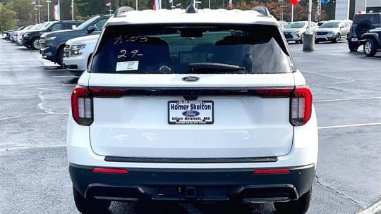 2025 Ford Explorer