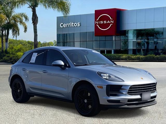 2021 porsche macan base