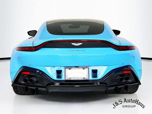 2020 aston martin vantage base