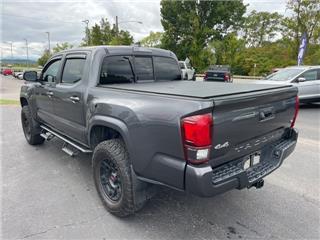 2021 Toyota Tacoma sr v6