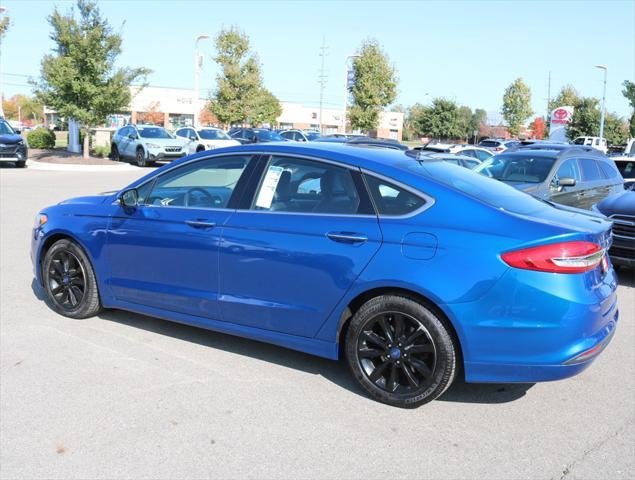 2017 ford fusion se