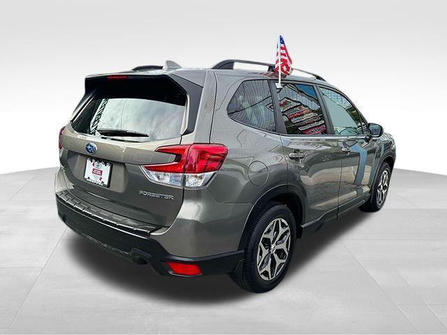 2021 subaru forester premium