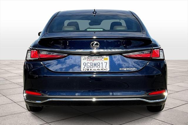 2023 lexus es 300h luxury