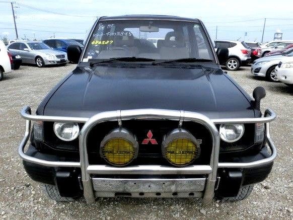 pajero 4x4 sr jdm v6 overland swb active-trac japanese import paris dakar