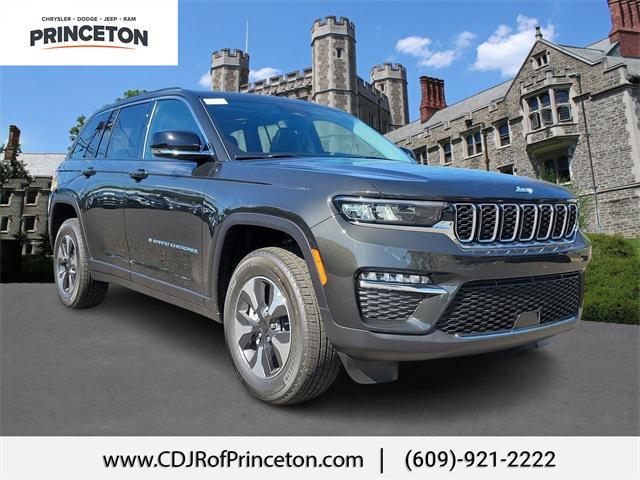 2023 jeep grand cherokee 4xe base