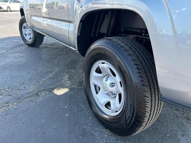 2023 toyota tacoma sr