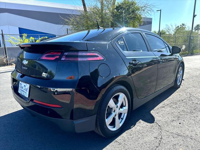2012 chevrolet volt base