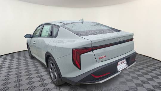 2025 Kia K4