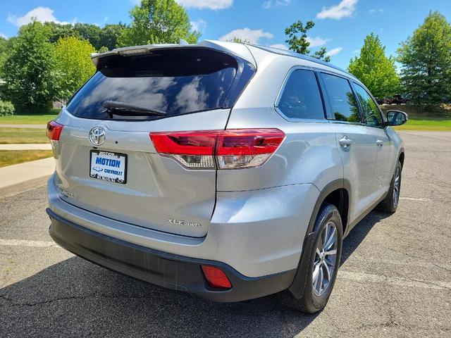 2019 toyota highlander xle