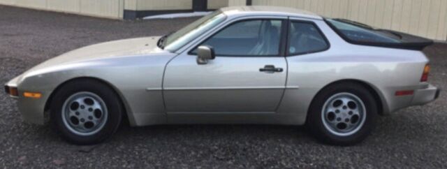 1988 porsche 944 base coupe zermatt siver metallic rwd automatic