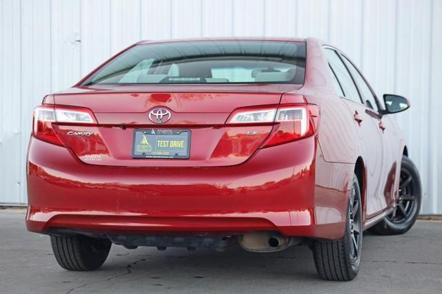 2014 toyota camry le